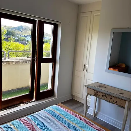 Tatil Evi 4 Bedroom House In The Heart Of Ballisodare Villag *