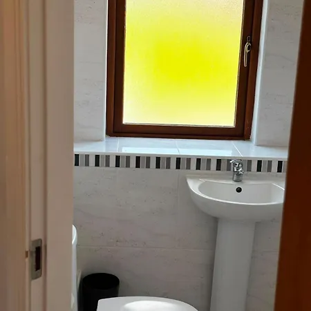 Tatil Evi 4 Bedroom House In The Heart Of Ballisodare Villag Sligo